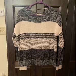 Gap sweater, large